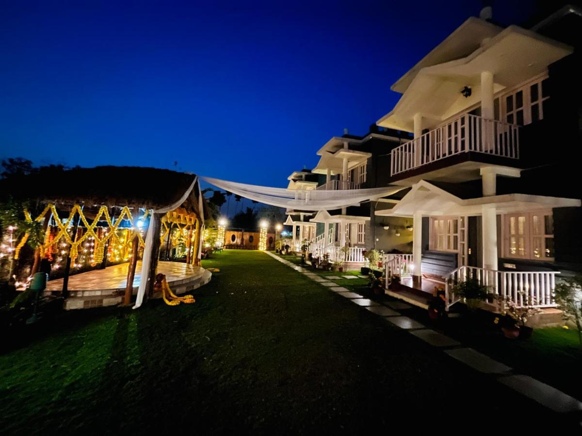 The Cristallo Resort Шантиникетан Экстерьер фото